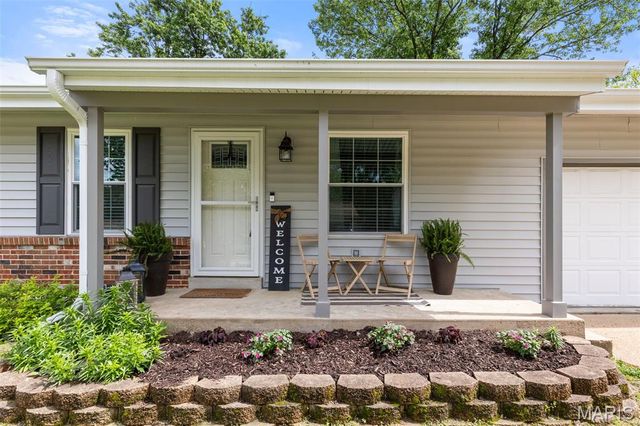 1338 Greenmar Drive, Fenton, MO 63026