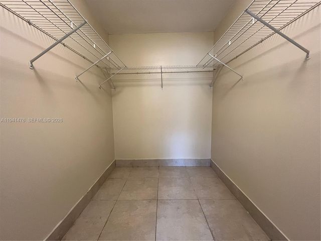3700 NW 21st Street 304, Lauderdale Lakes, FL 33311
