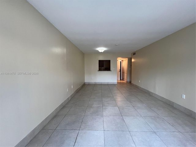 3700 NW 21st Street 304, Lauderdale Lakes, FL 33311