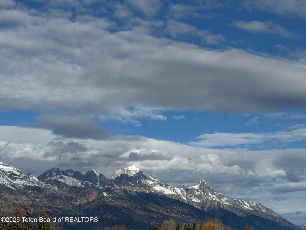 400 W MOULTON LOOP, Jackson, WY 83001 photo 10