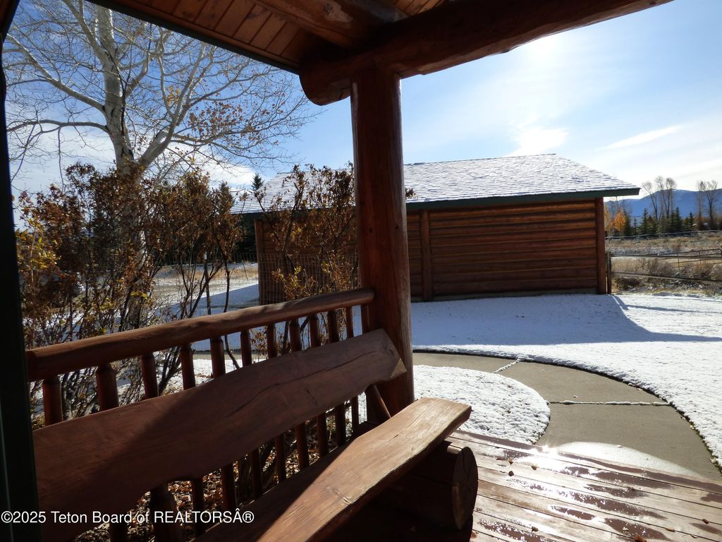 400 W MOULTON LOOP, Jackson, WY 83001 photo 12