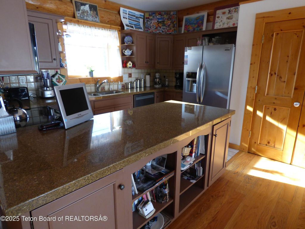 400 W MOULTON LOOP, Jackson, WY 83001 photo 20