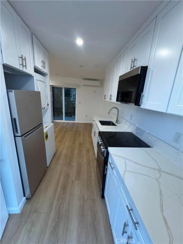 653 W Glenaoks 7, Glendale, CA 91201