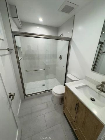 653 W Glenaoks 7, Glendale, CA 91201