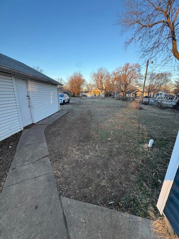 805 N Kansas Expressway Expressway, Springfield, MO 65802