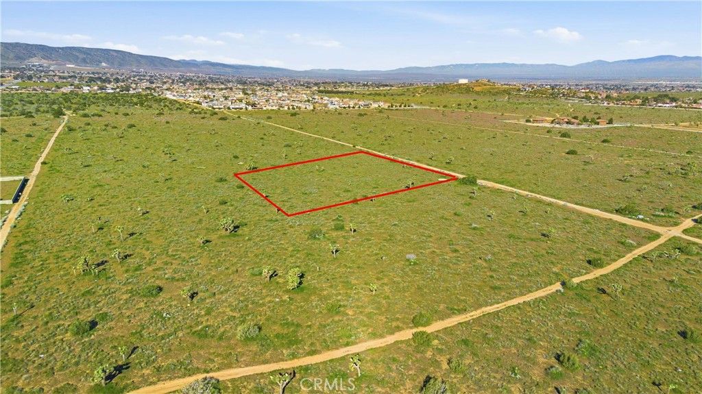 Image 8 of property listing at 0 Avenue N, Lancaster, CA 93536