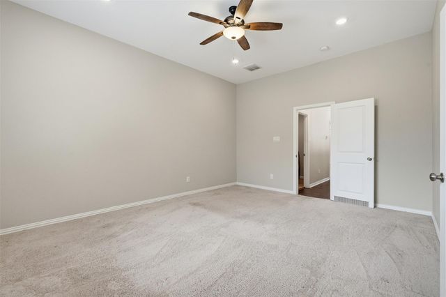 4739 Glen Isle Drive, Houston, TX 77009
