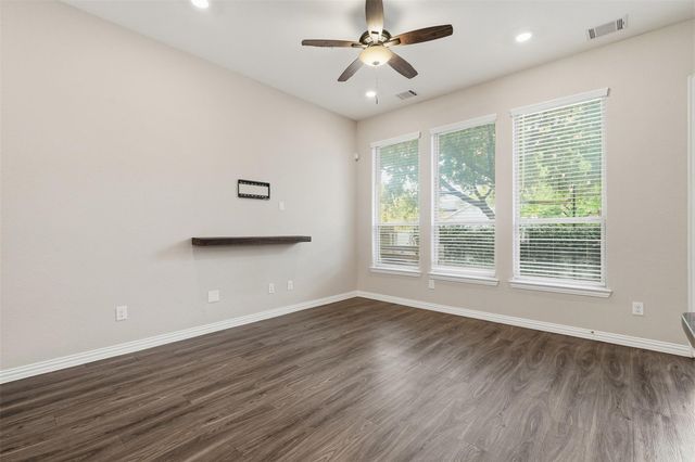 4739 Glen Isle Drive, Houston, TX 77009