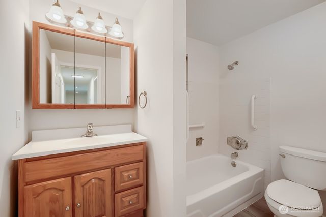 32424 10th Place S, Federal Way, WA 98003