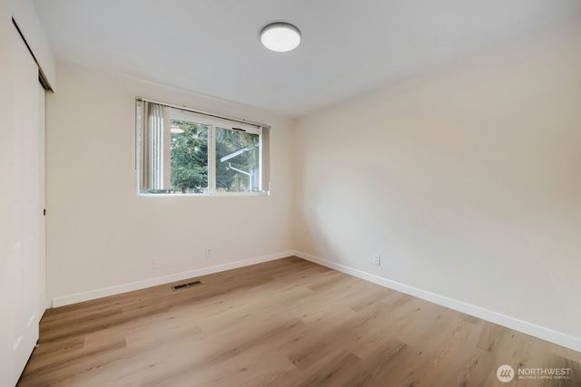 32424 10th Place S, Federal Way, WA 98003