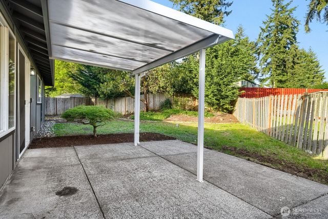 32424 10th Place S, Federal Way, WA 98003