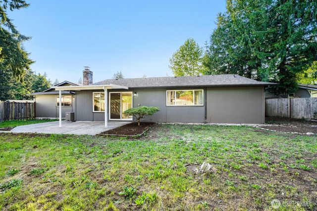 32424 10th Place S, Federal Way, WA 98003