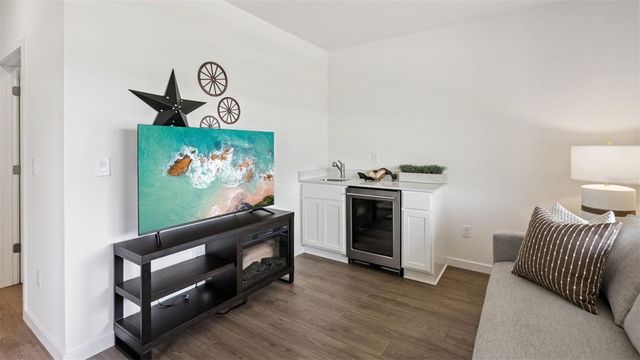 1084 GULL DRIVE, Apopka, FL 32703