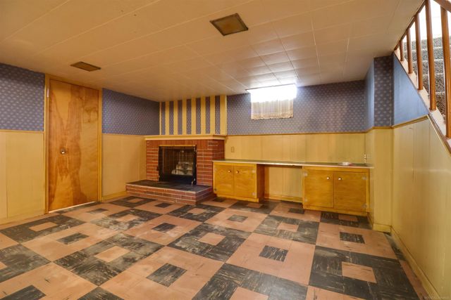 21101 Yale Street, St Clair Shores, MI 48081