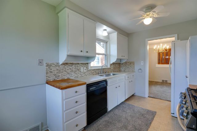21101 Yale Street, St Clair Shores, MI 48081
