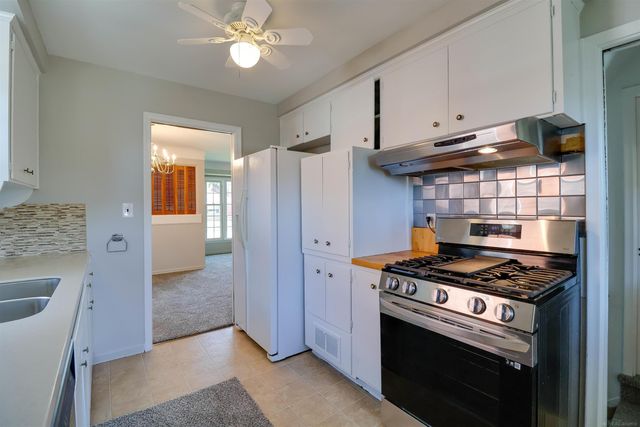 21101 Yale Street, St Clair Shores, MI 48081