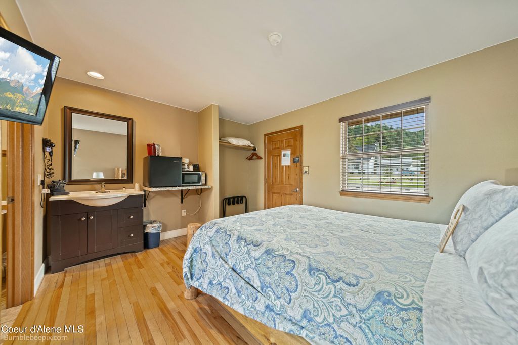 5952 Main St, Bonners Ferry, ID 83805 photo 41