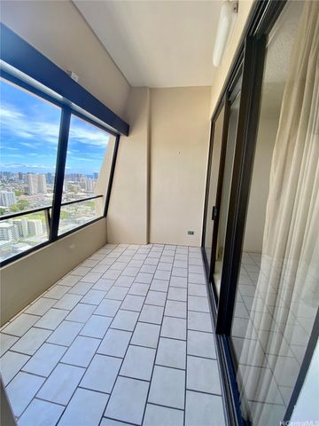 1717 Mott Smith Drive 3, Honolulu, HI 96822
