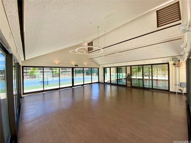 1717 Mott Smith Drive 3, Honolulu, HI 96822