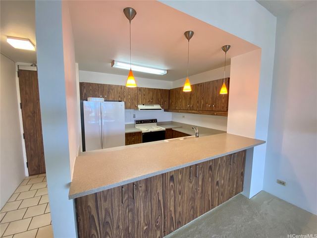 1717 Mott Smith Drive 3, Honolulu, HI 96822