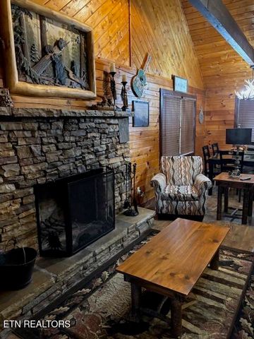 2308 Hidden Mountain Rd, Sevierville, TN 37876