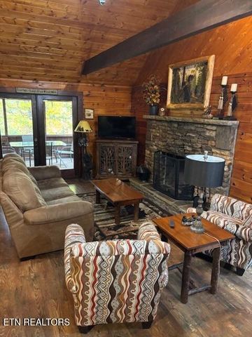 2308 Hidden Mountain Rd, Sevierville, TN 37876