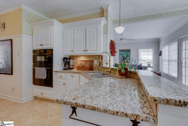 106 Pebble Creek Way, Taylors, SC 29687