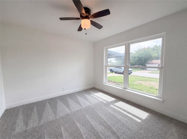 137 S Valera Court, Fort Worth, TX 76134