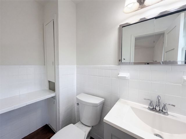 137 S Valera Court, Fort Worth, TX 76134