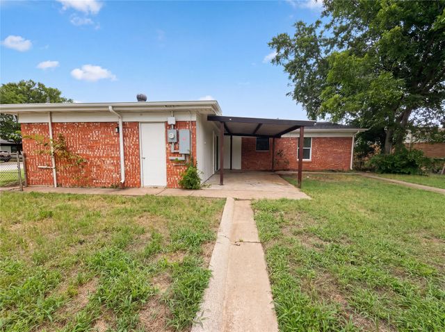 137 S Valera Court, Fort Worth, TX 76134