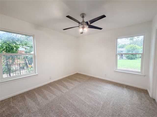 137 S Valera Court, Fort Worth, TX 76134