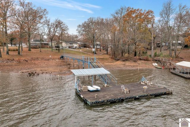 38 Elmhurst Lane, Murray, KY 42071