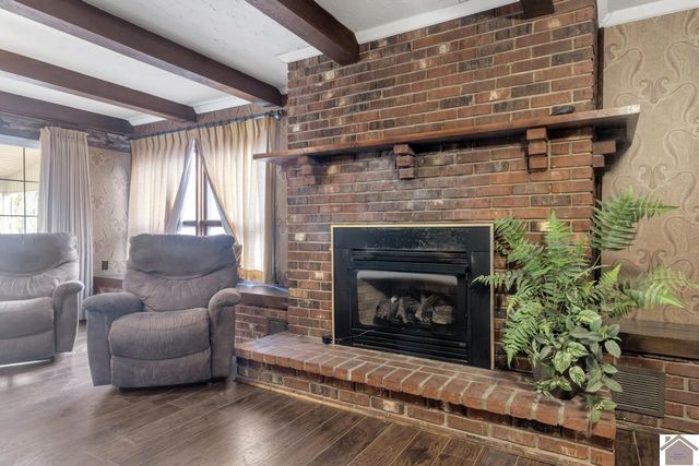 38 Elmhurst Lane, Murray, KY 42071