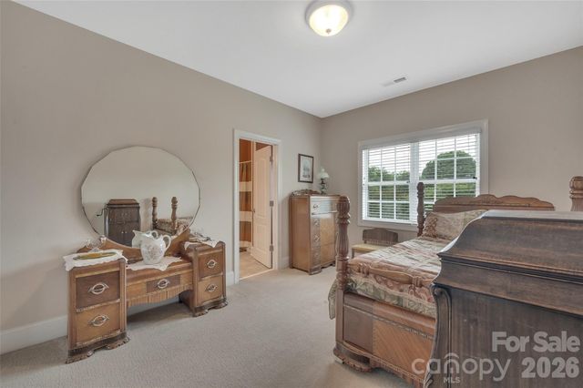 13708 Thompson Place Drive, Mint Hill, NC 28227