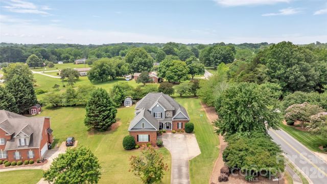 13708 Thompson Place Drive, Mint Hill, NC 28227