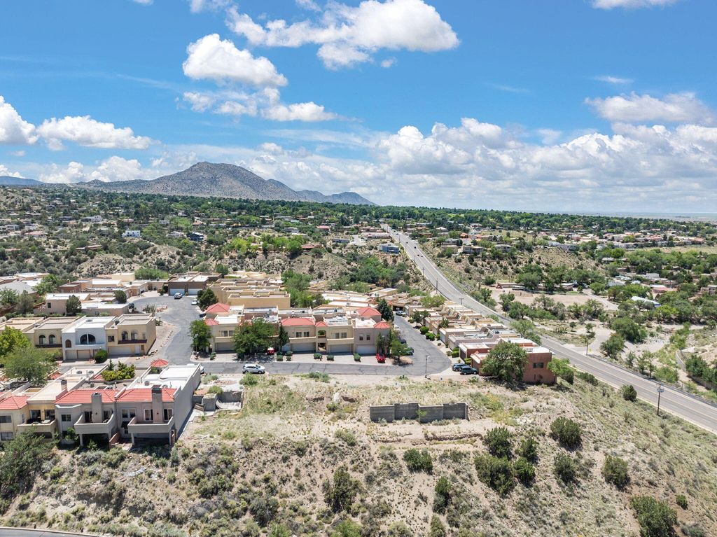 451 447, 443 441 PINON CREEK Road SE, Albuquerque, NM 87123
