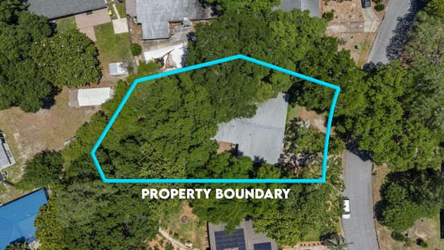28 Magnolia Drive, Mary Esther, FL 32569