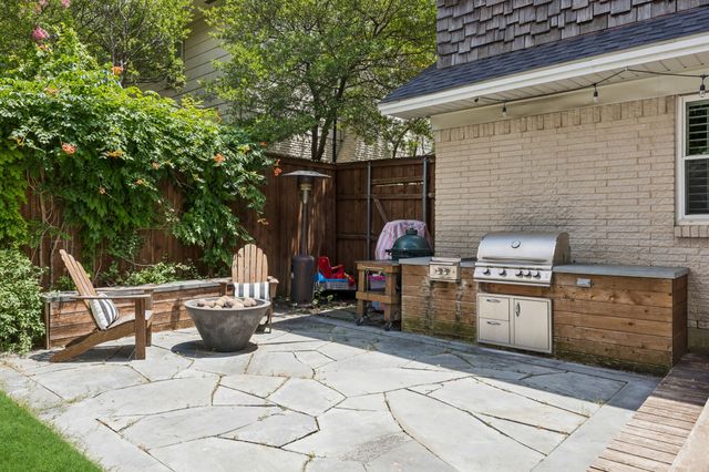 9815 Windledge Drive, Dallas, TX 75238