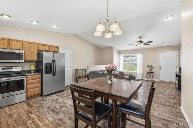 34 Parkway Drive, Troy, MO 63379