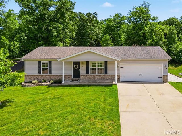 34 Parkway Drive, Troy, MO 63379