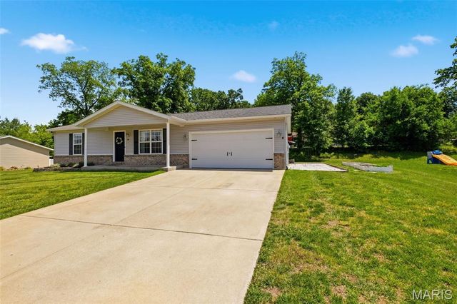 34 Parkway Drive, Troy, MO 63379