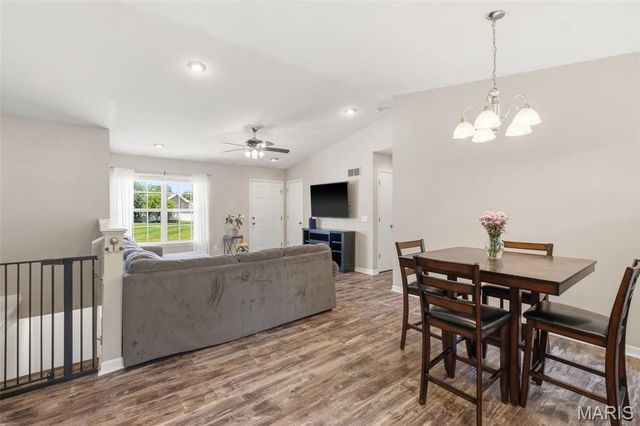 34 Parkway Drive, Troy, MO 63379