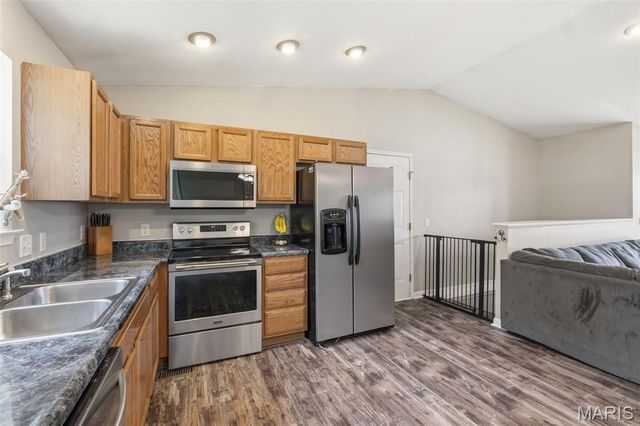 34 Parkway Drive, Troy, MO 63379
