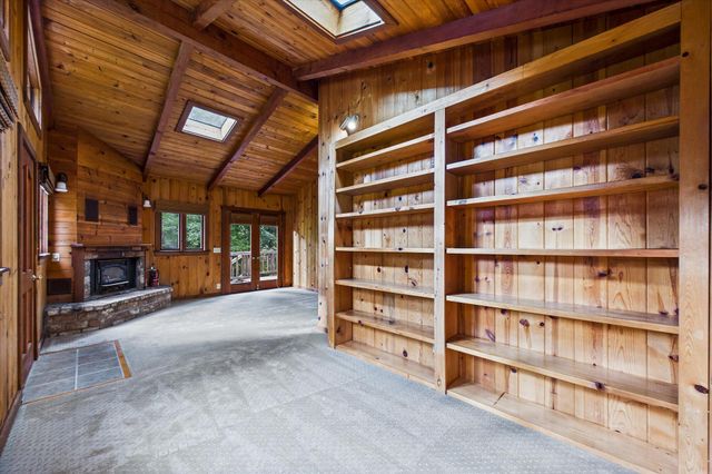 2320 Golf Course Road, Bayside South, CA 95524