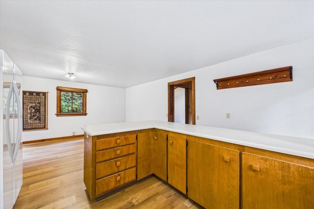 2320 Golf Course Road, Bayside South, CA 95524