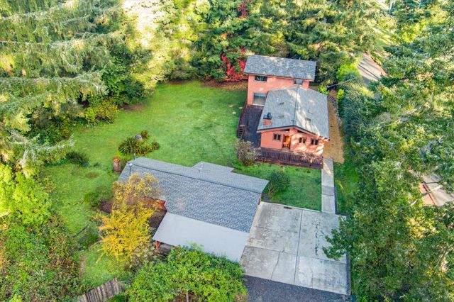 2320 Golf Course Road, Bayside South, CA 95524