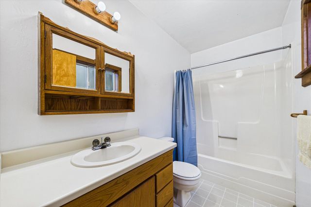 2320 Golf Course Road, Bayside South, CA 95524