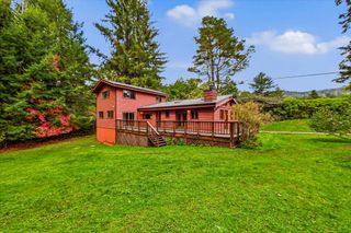 2320 Golf Course Road, Bayside South, CA 95524