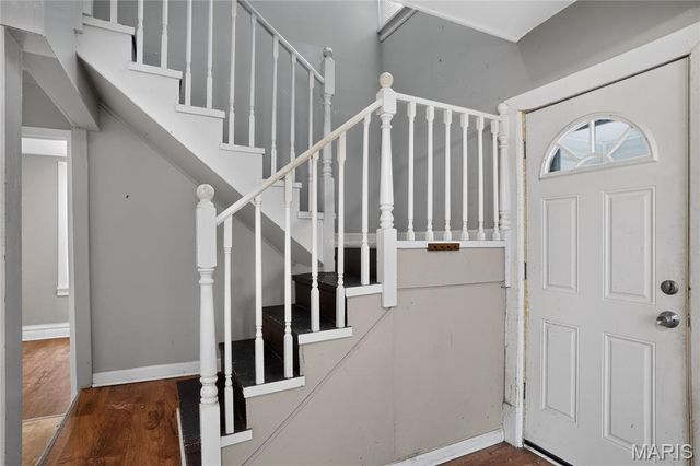 16 Miller Place, St Louis, MO 63135