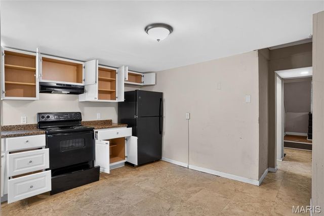 16 Miller Place, St Louis, MO 63135